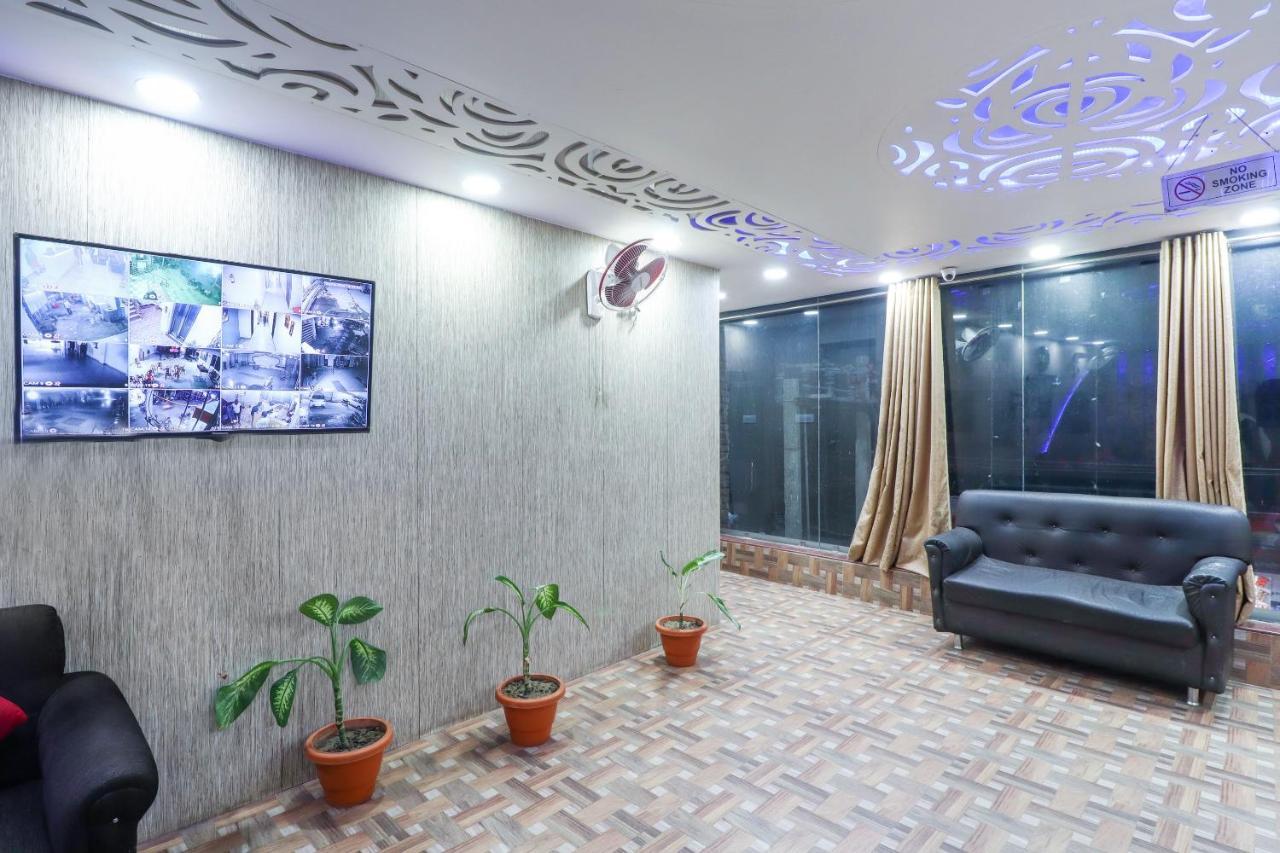 Capital O 70631 Hotel Dwarka International Darbhanga Zewnętrze zdjęcie