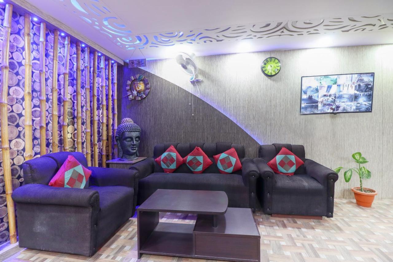 Capital O 70631 Hotel Dwarka International Darbhanga Zewnętrze zdjęcie